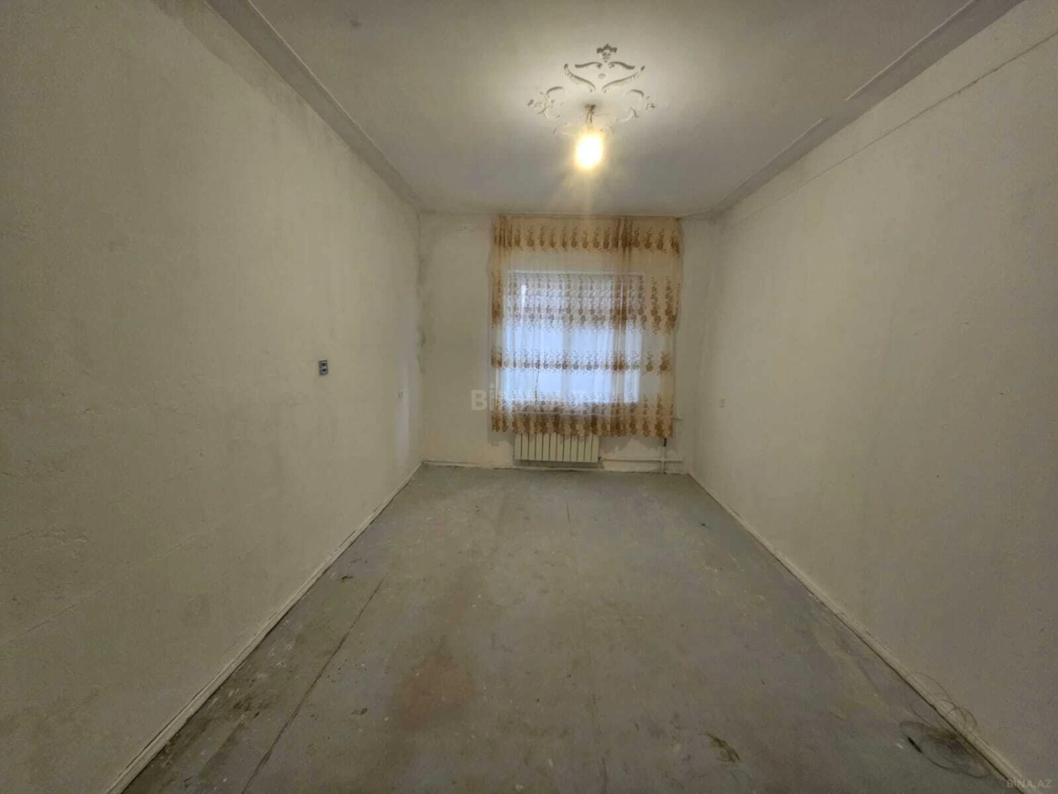 Satılır 1 otaqlı mənzil 40 m²