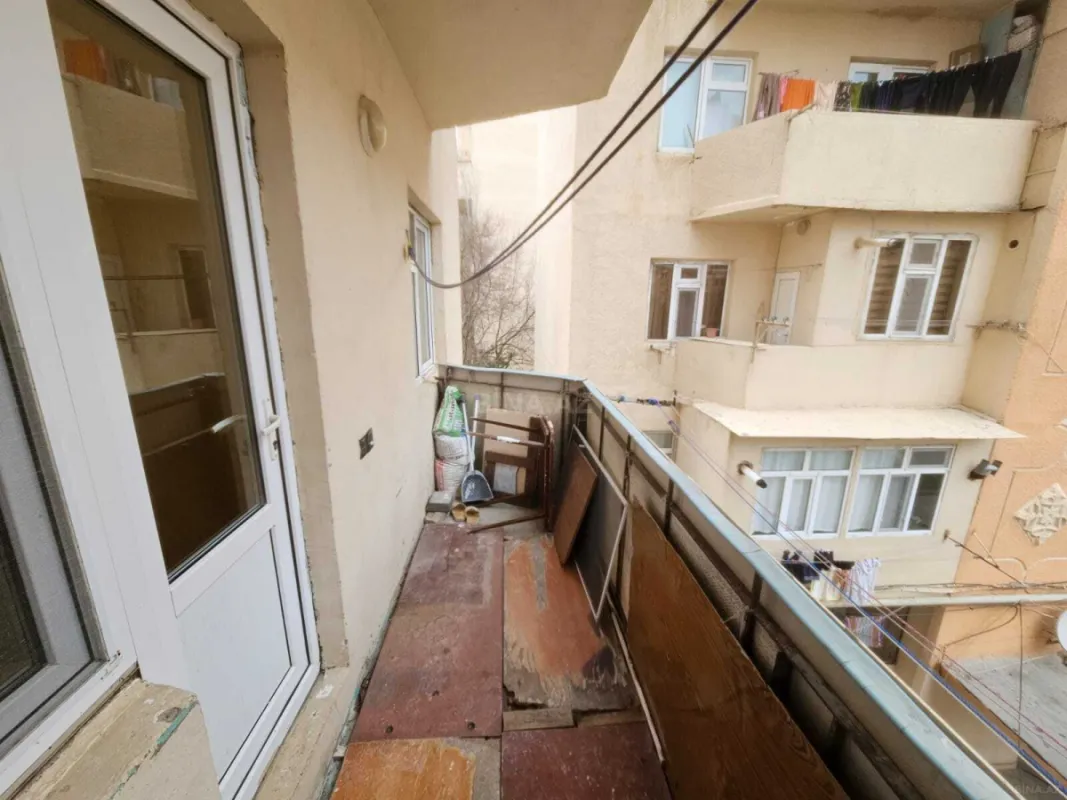 Satılır 1 otaqlı mənzil 40 m²