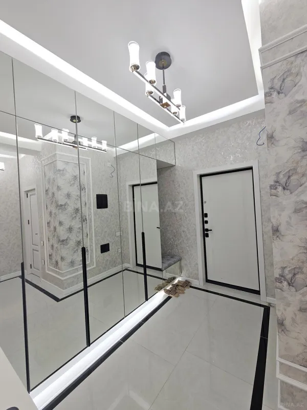 Satılır 3 otaqlı mənzil 87 m²