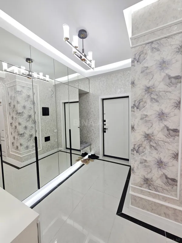 Satılır 3 otaqlı mənzil 87 m²