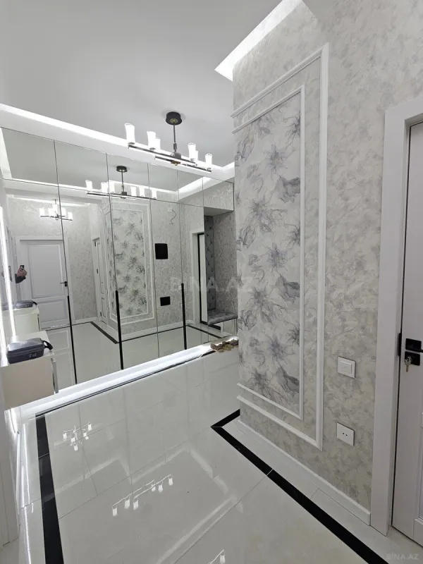 Satılır 3 otaqlı mənzil 87 m²