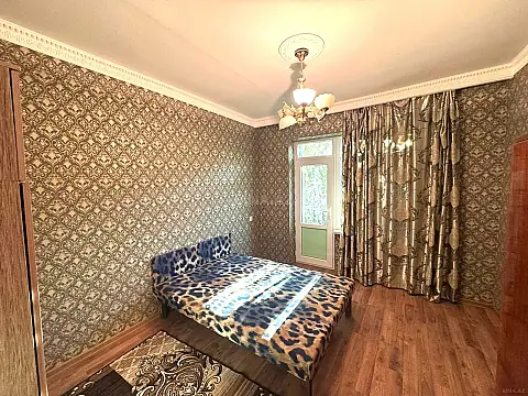 Kirayə verilir 2 otaqlı mənzil 70 m²