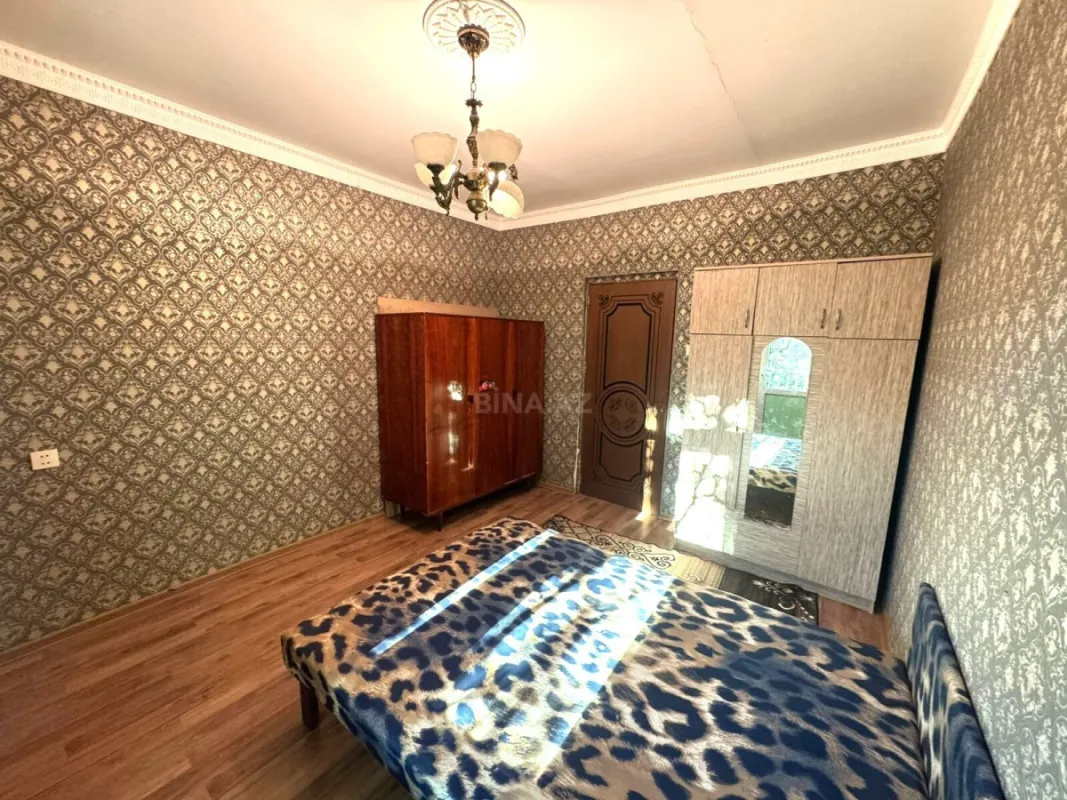 Kirayə verilir 2 otaqlı mənzil 70 m²
