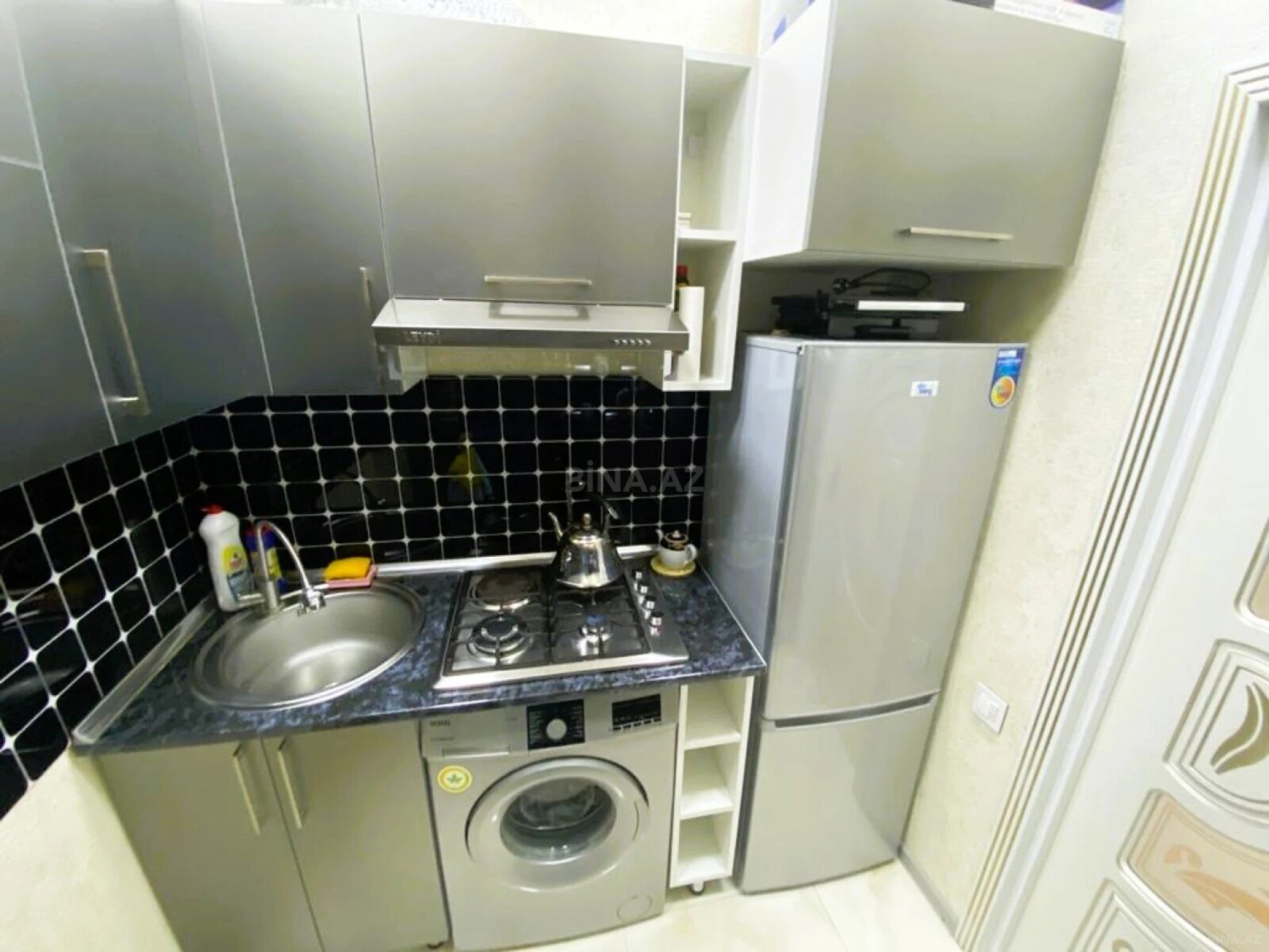 Satılır 2 otaqlı mənzil 65 m²