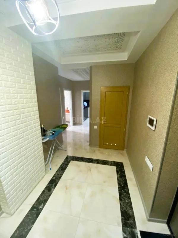 Satılır 2 otaqlı mənzil 65 m²