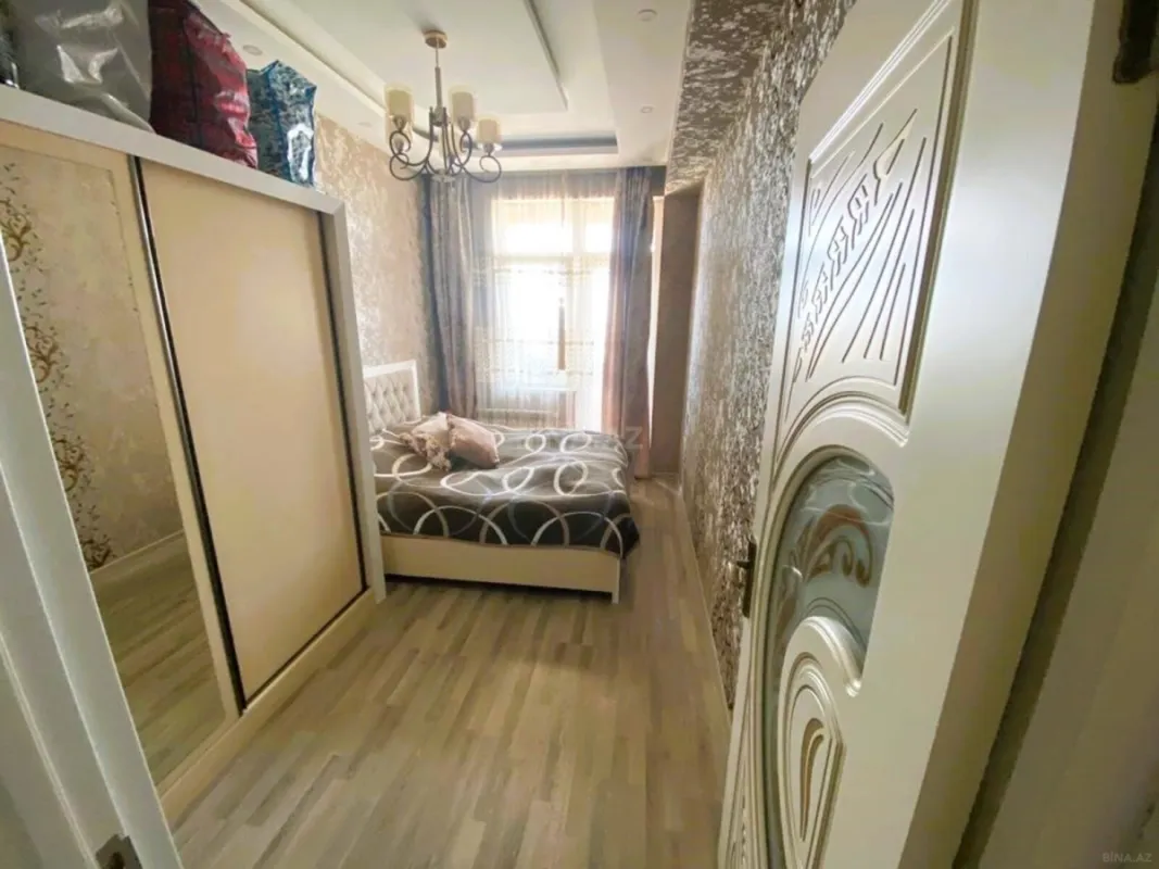Satılır 2 otaqlı mənzil 65 m²