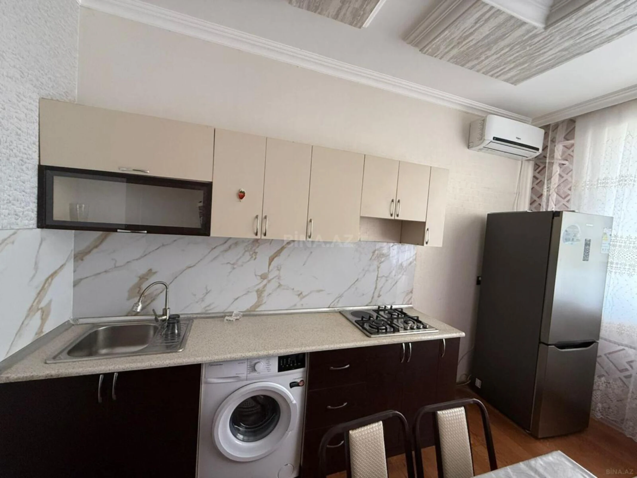 Kirayə verilir 2 otaqlı mənzil 55 m²
