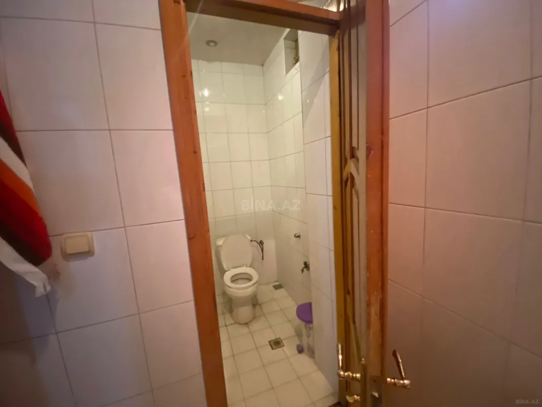 Satılır 7 otaqlı həyət evi 226 m²