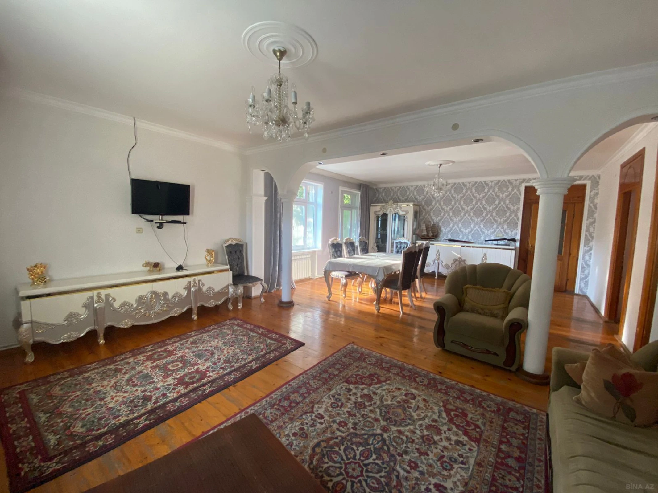 Satılır 7 otaqlı həyət evi 226 m²