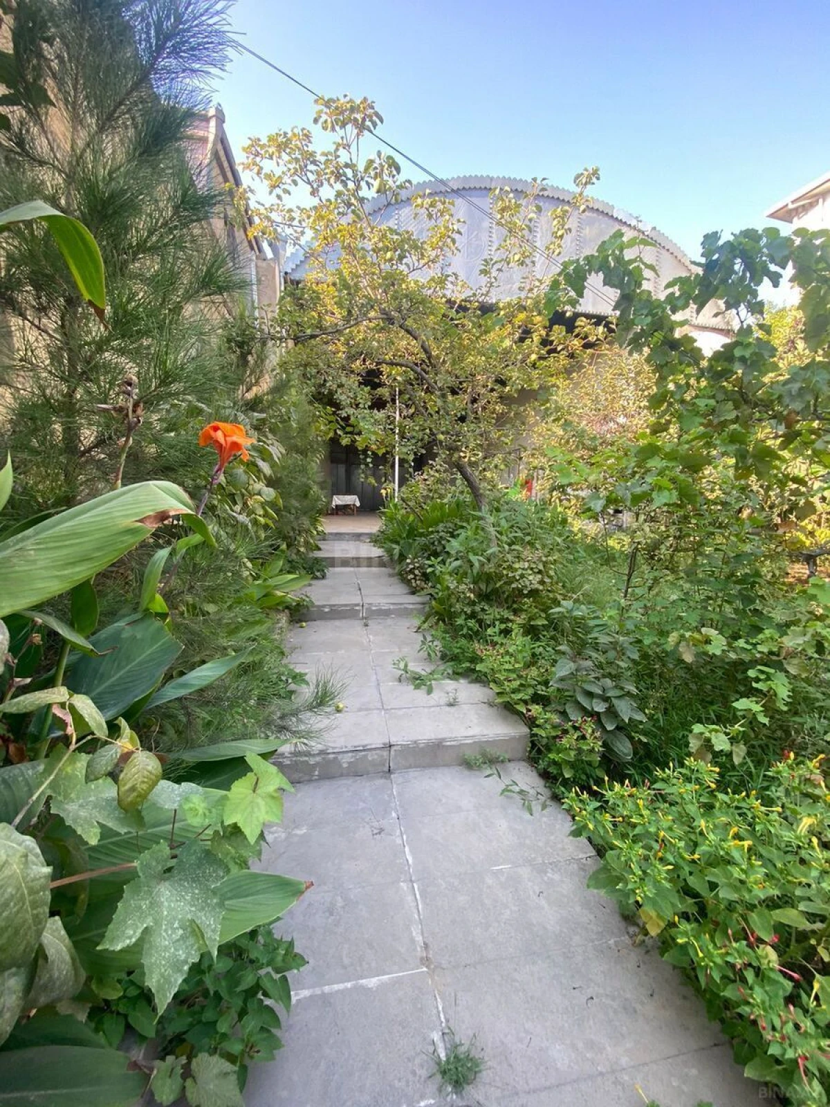 Satılır 7 otaqlı həyət evi 226 m²