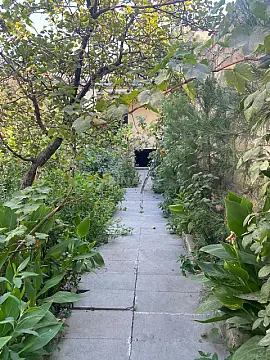 Satılır 7 otaqlı həyət evi 226 m²