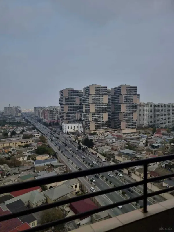 Satılır 2 otaqlı mənzil 105 m²