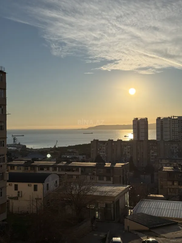 Satılır 3 otaqlı mənzil 74 m²