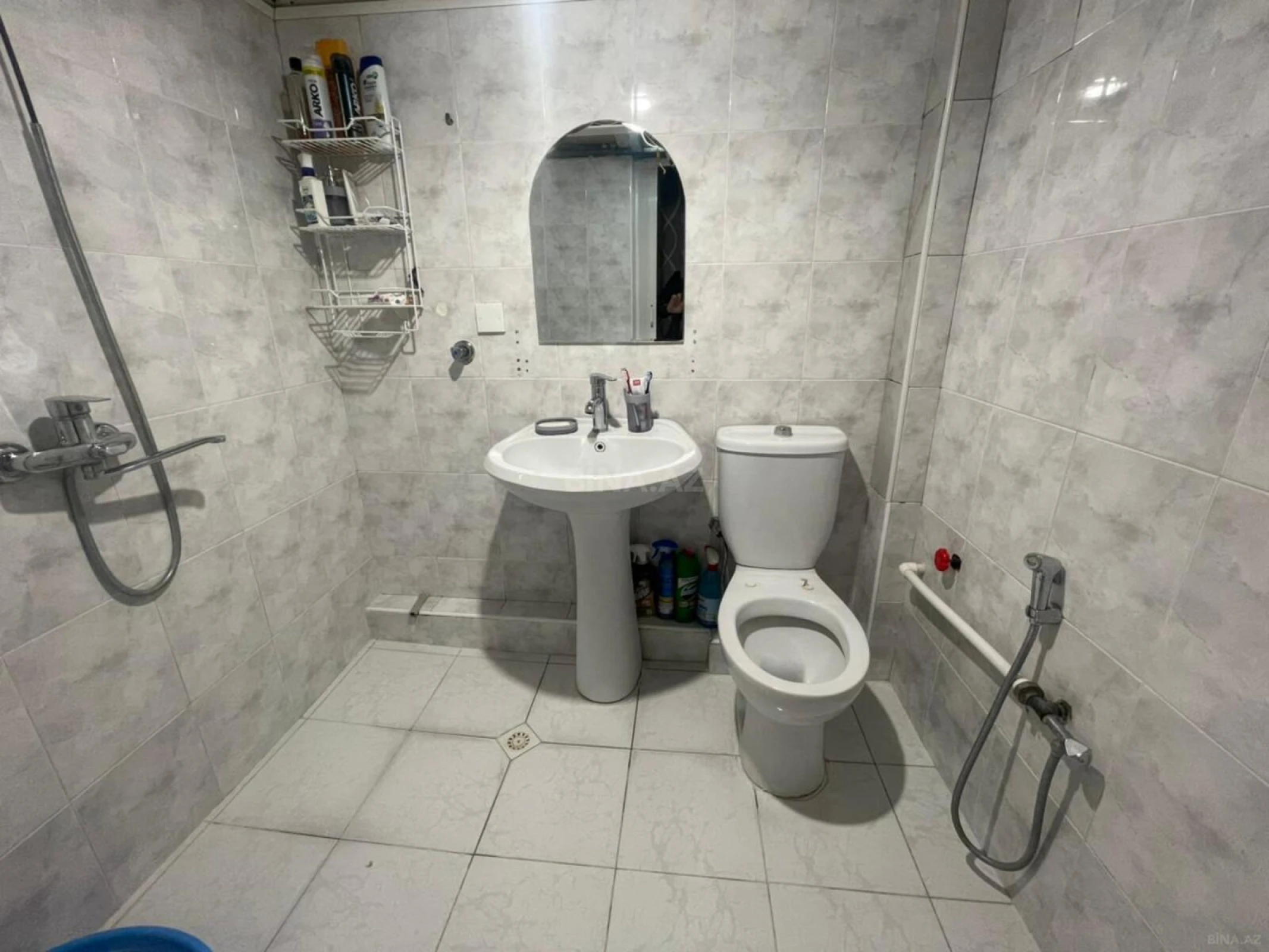 Satılır 3 otaqlı mənzil 75 m²