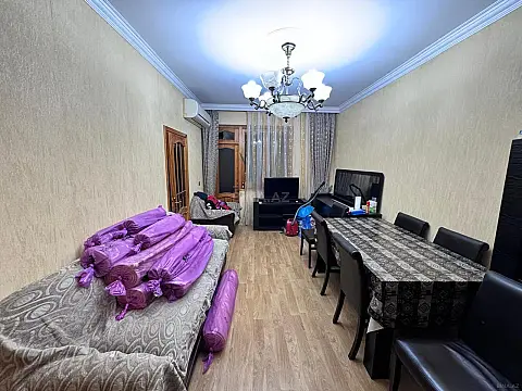 Satılır 2 otaqlı mənzil 50 m²