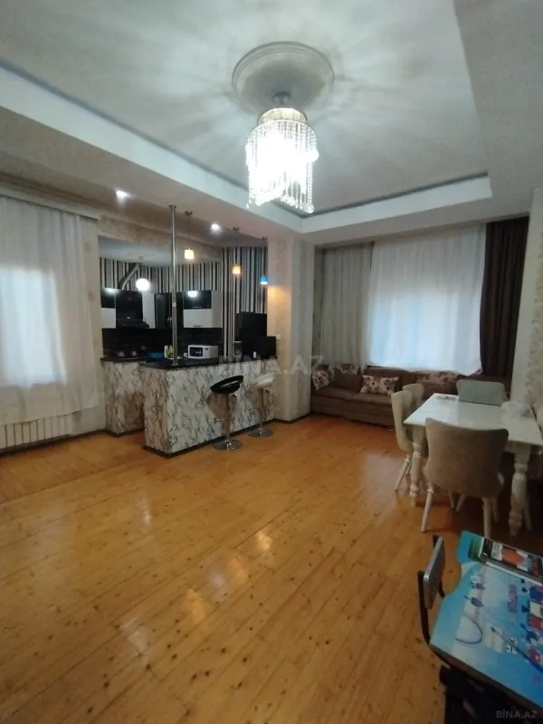 Satılır 2 otaqlı mənzil 65 m²