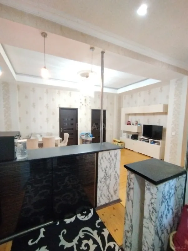 Satılır 2 otaqlı mənzil 65 m²