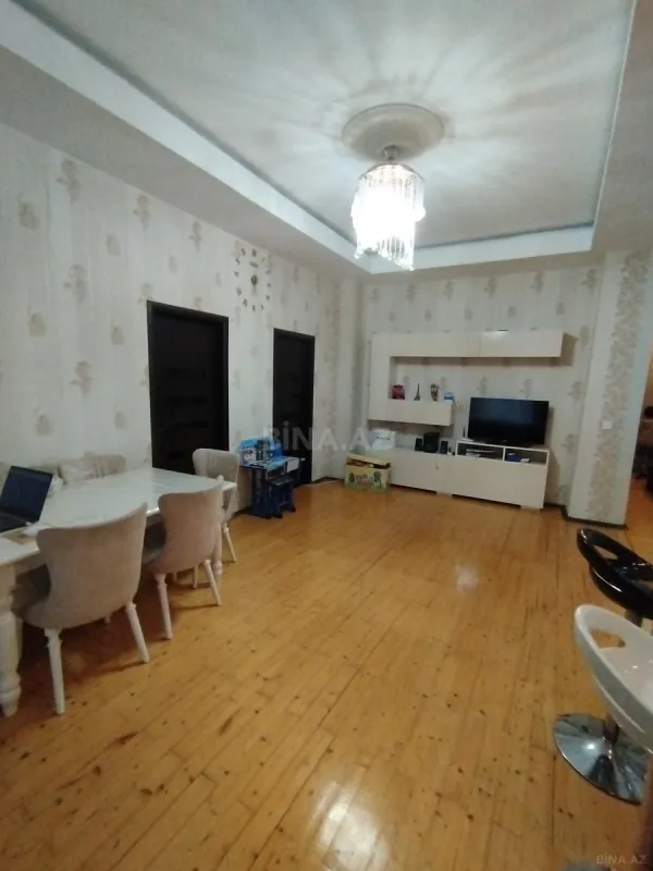 Satılır 2 otaqlı mənzil 65 m²