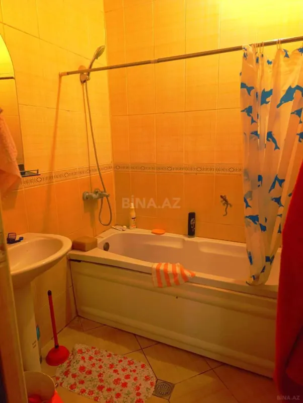 Satılır 2 otaqlı mənzil 90 m²