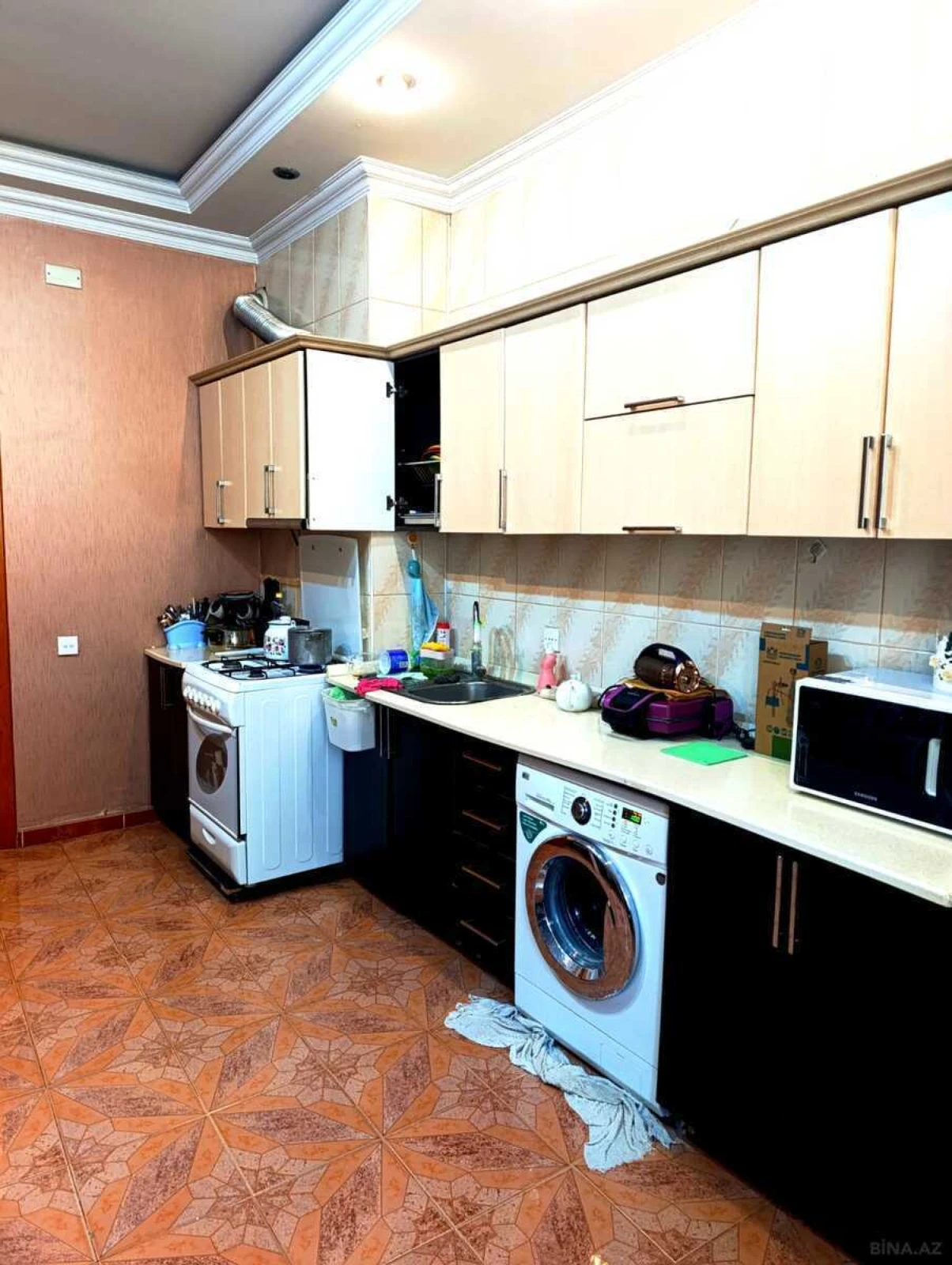 Satılır 2 otaqlı mənzil 90 m²