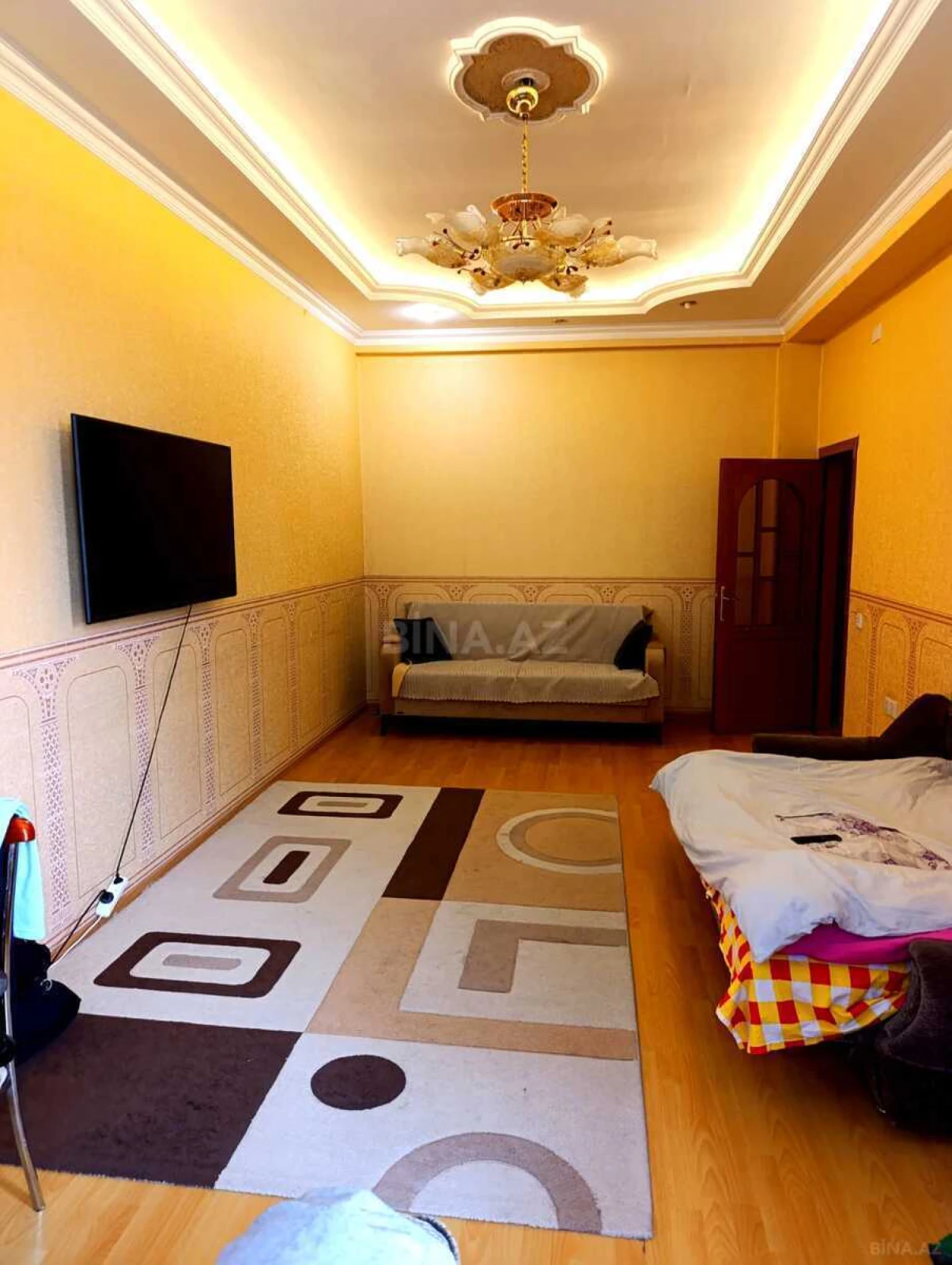 Satılır 2 otaqlı mənzil 90 m²