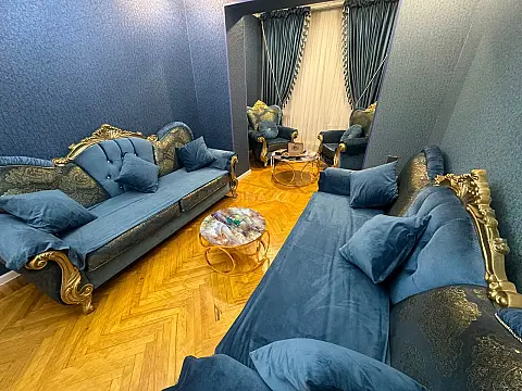 Kirayə verilir 4 otaqlı mənzil 120 m² — Bakı, Nizami 4 otaq 120.00 m²