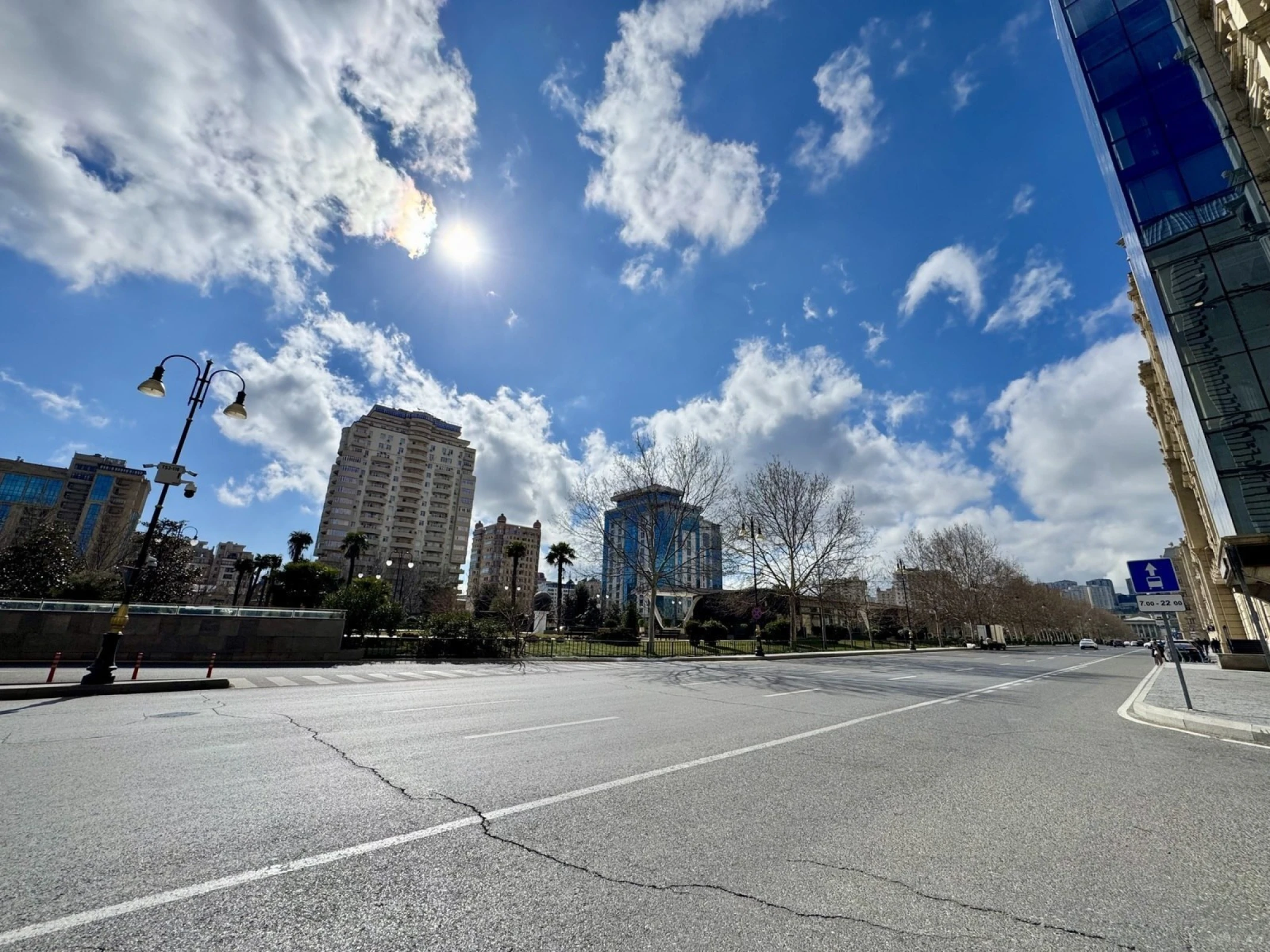 Satılır 3 otaqlı mənzil 120 m²