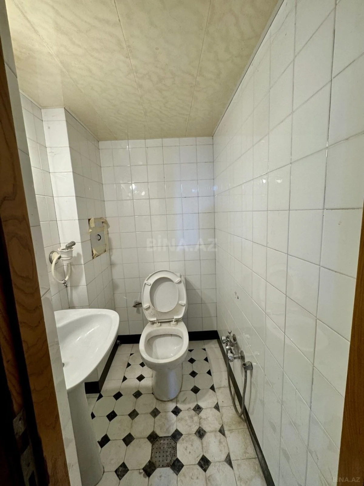 Satılır 3 otaqlı mənzil 120 m²