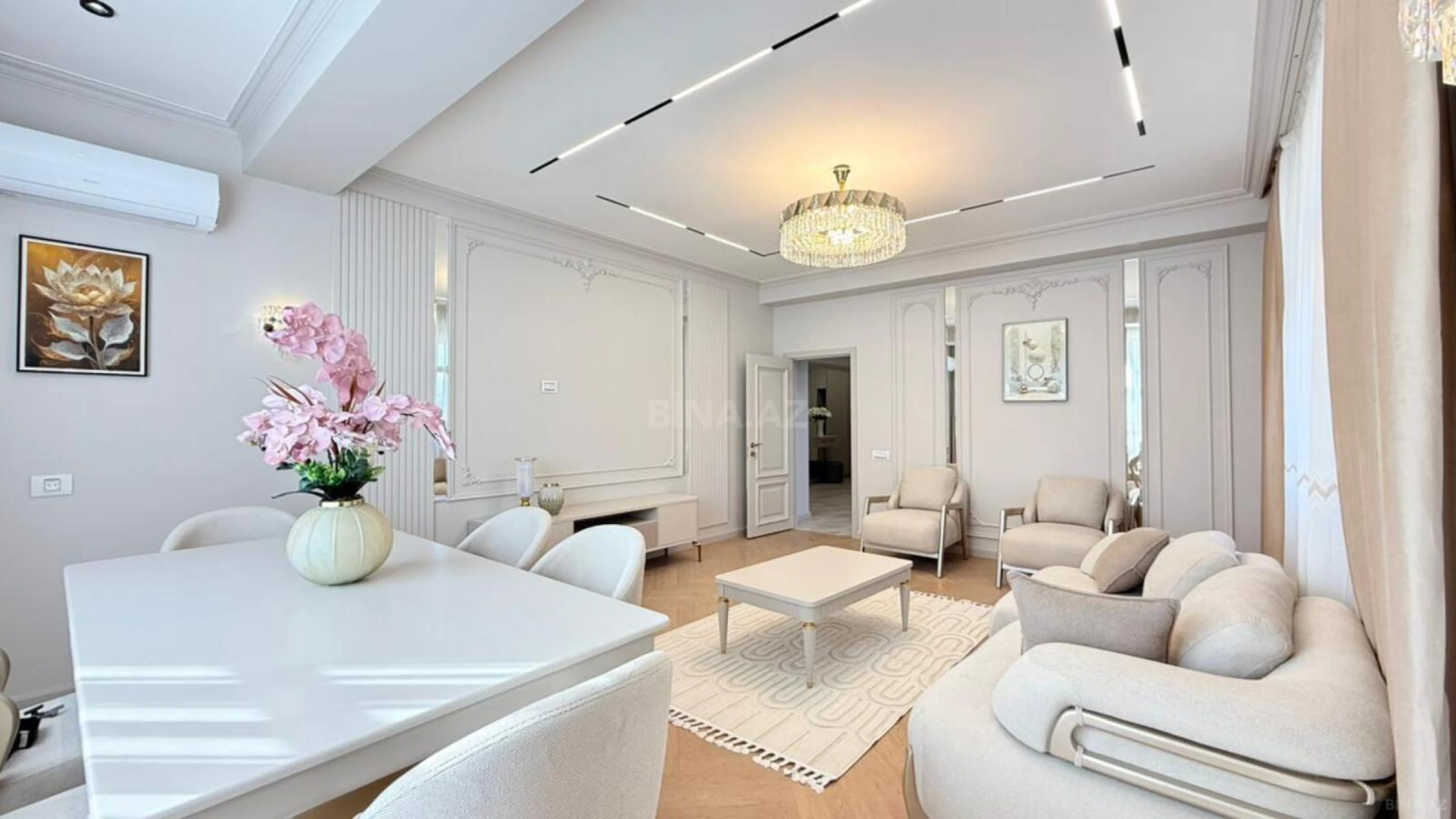 Satılır 3 otaqlı mənzil 113 m²