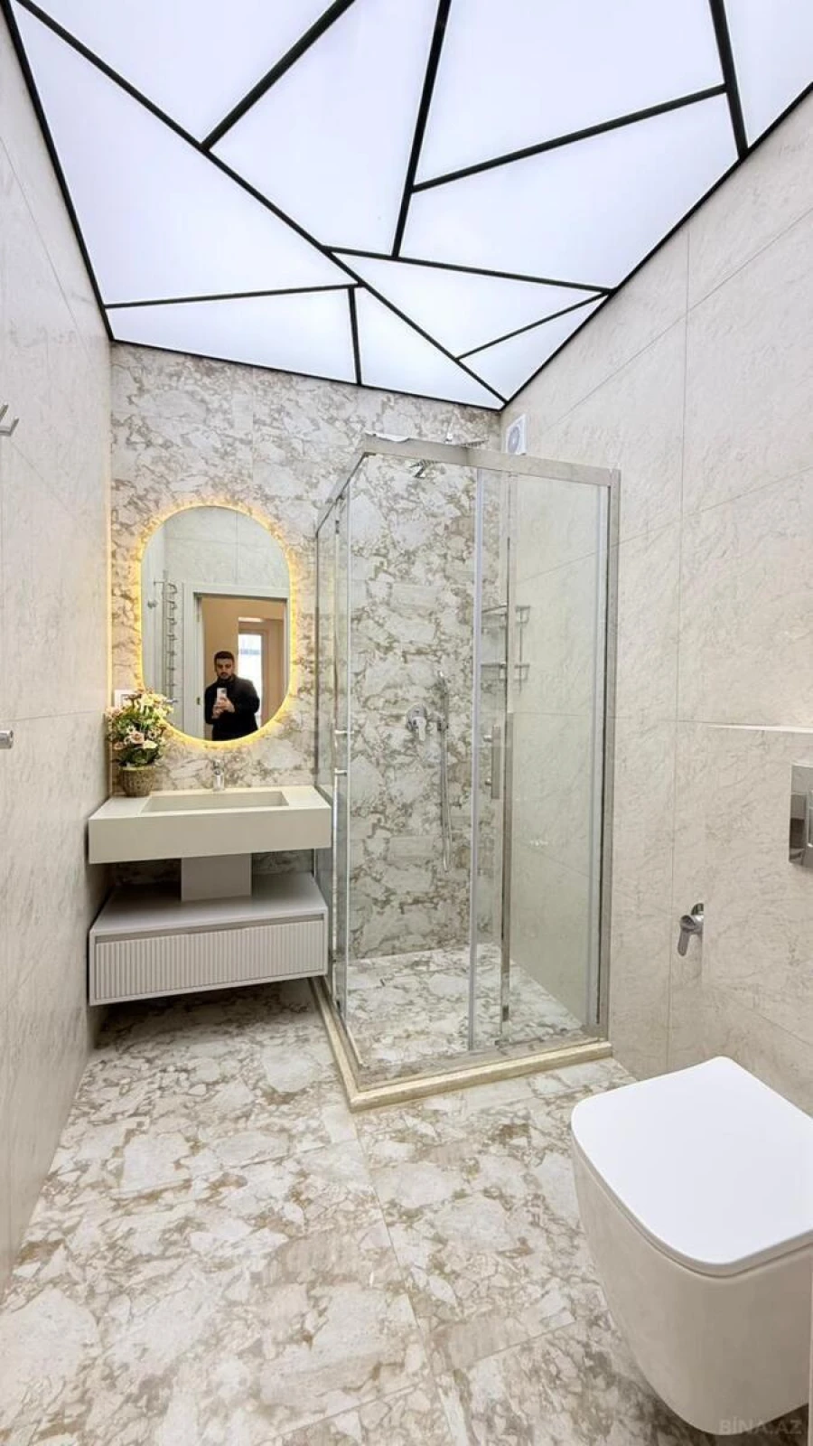 Satılır 3 otaqlı mənzil 113 m²