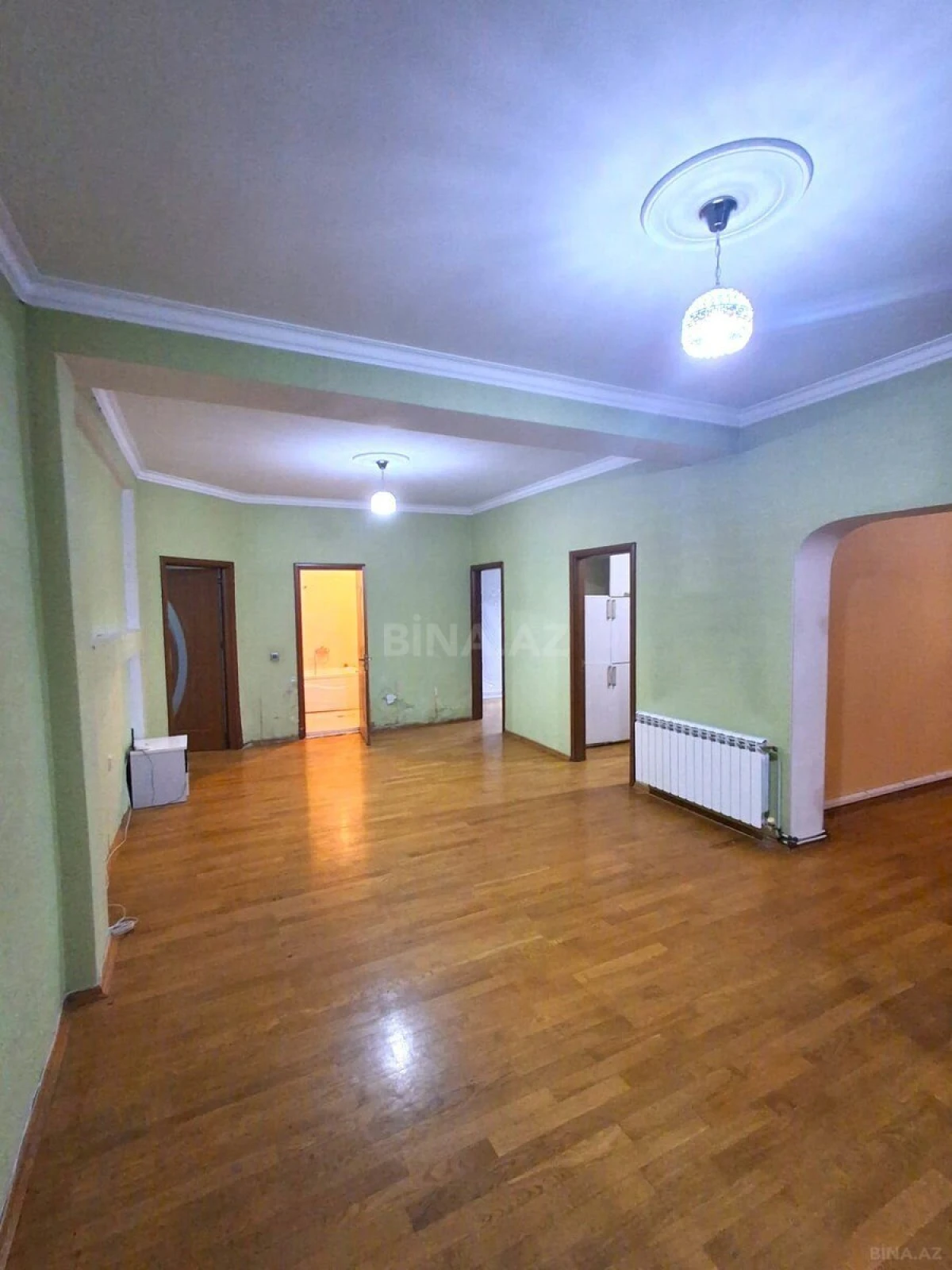 Satılır 3 otaqlı mənzil 150 m²