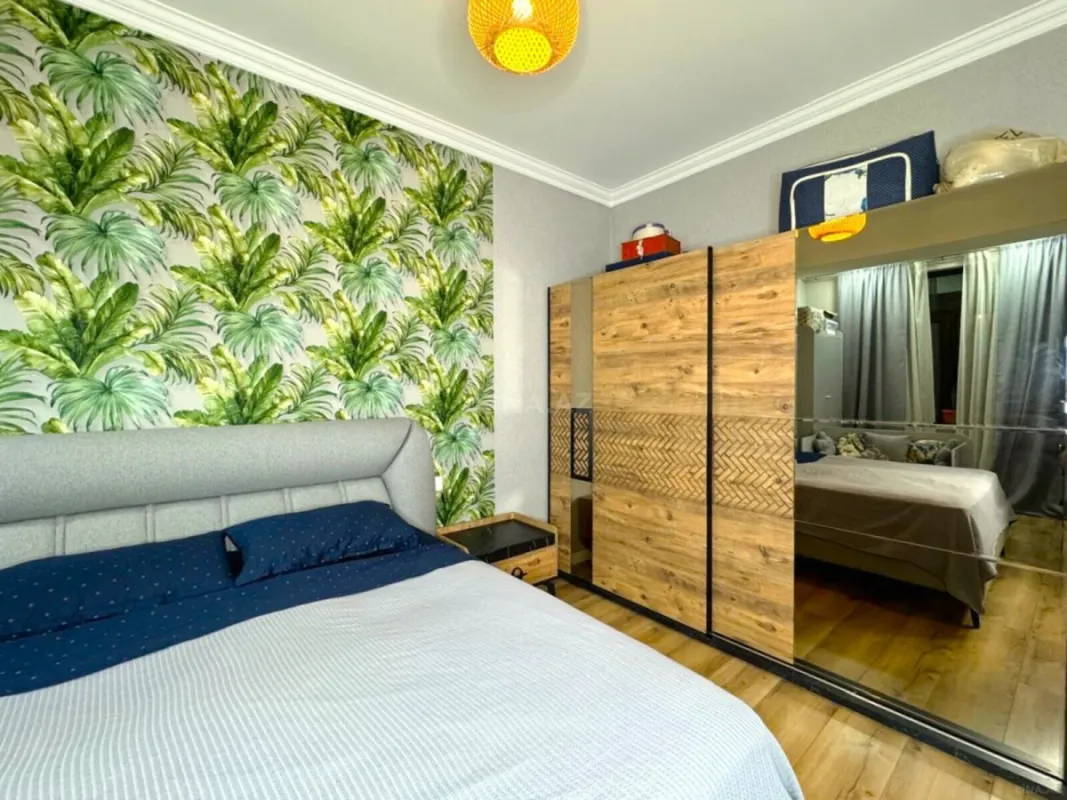 Satılır 2 otaqlı mənzil 85 m²