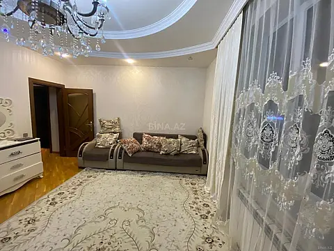 Kirayə verilir 2 otaqlı mənzil 115 m²