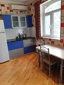 Kirayə verilir 2 otaqlı mənzil 67 m²
