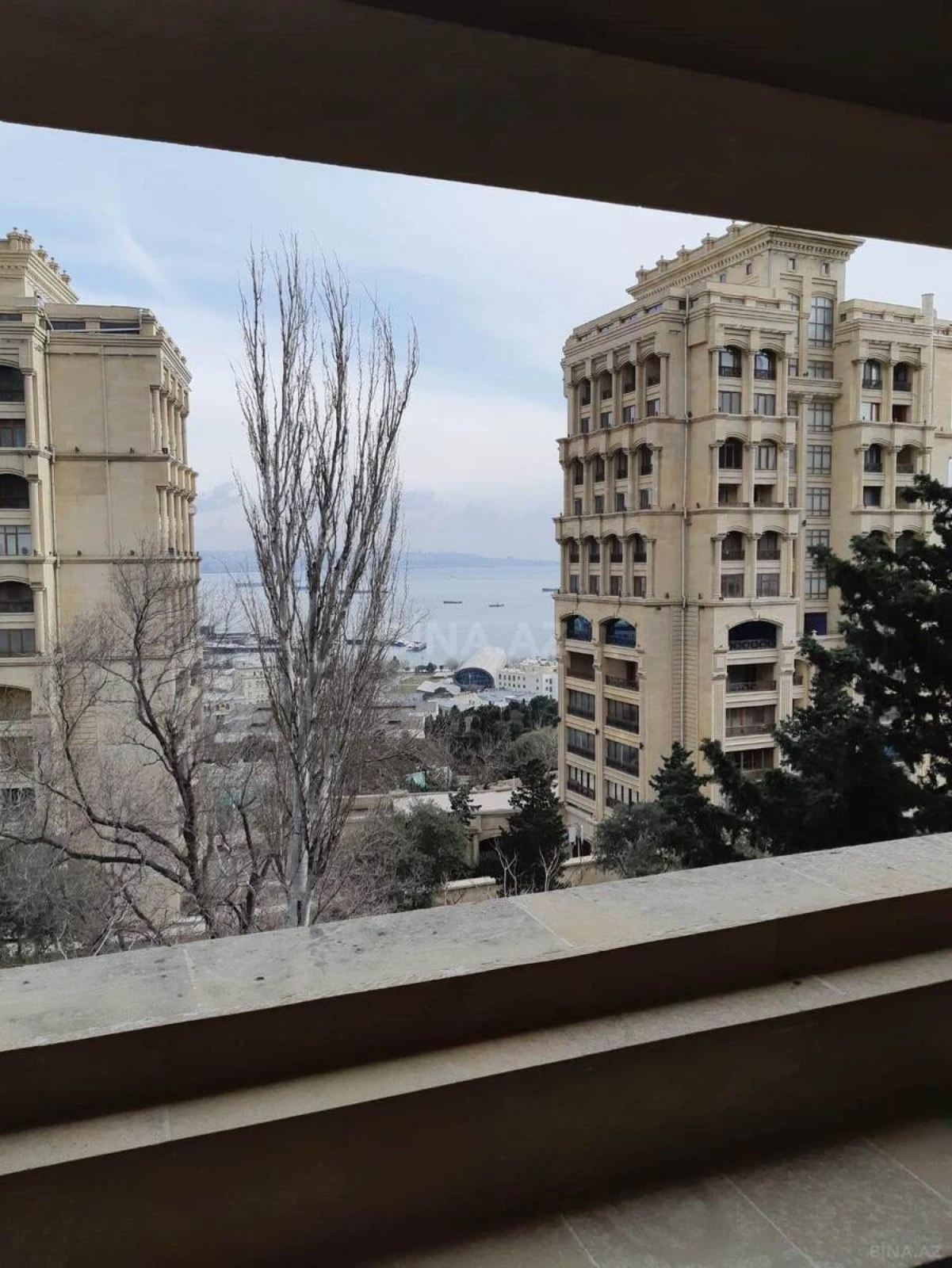 Kirayə verilir 2 otaqlı mənzil 67 m²