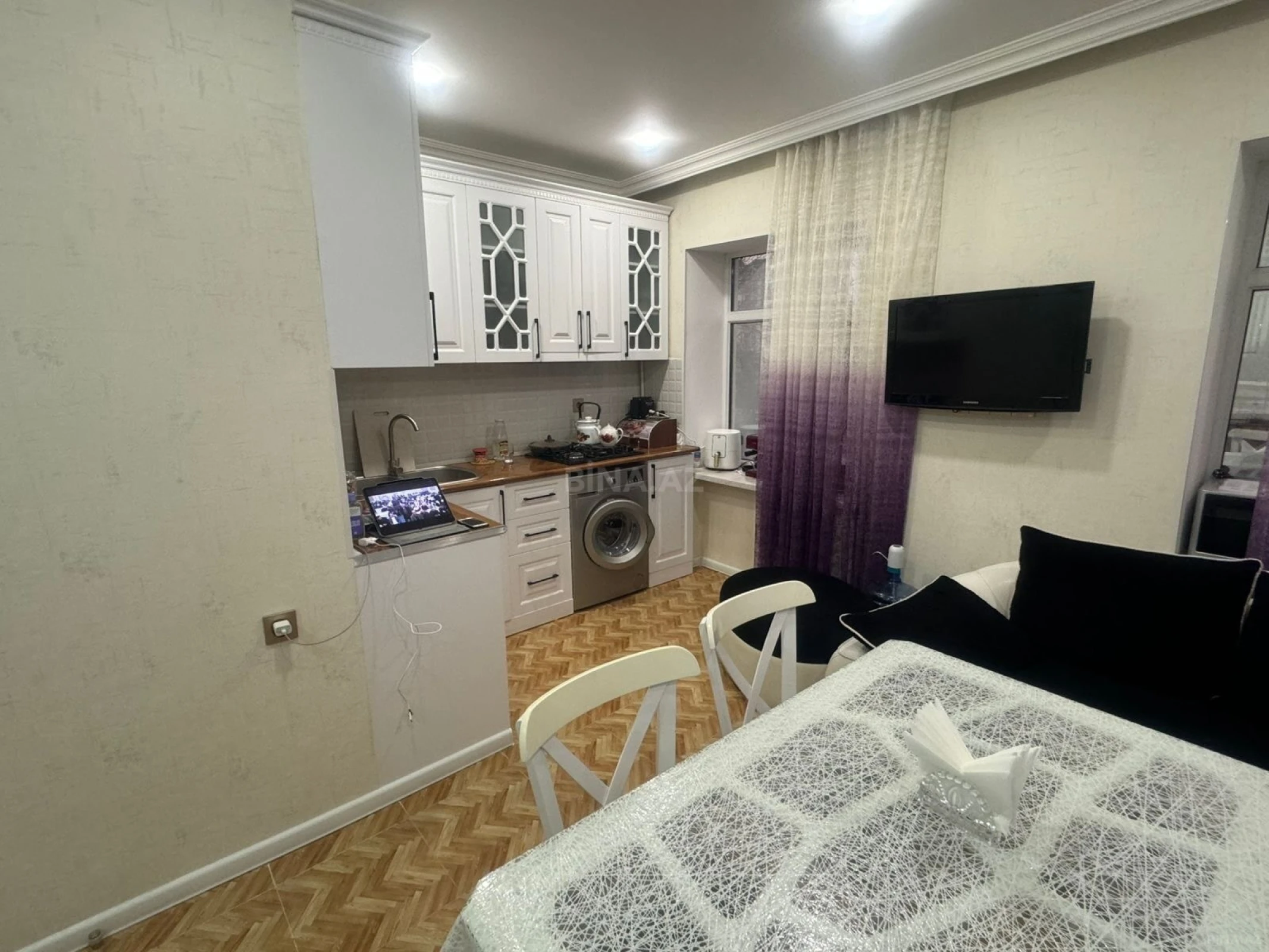 Kirayə verilir 3 otaqlı mənzil 120 m²