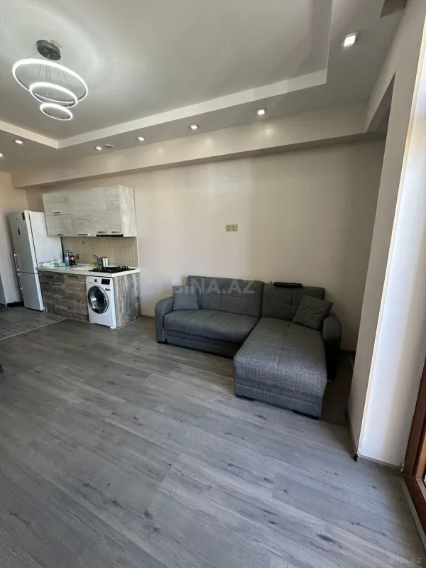 Kirayə verilir 2 otaqlı mənzil 100 m²