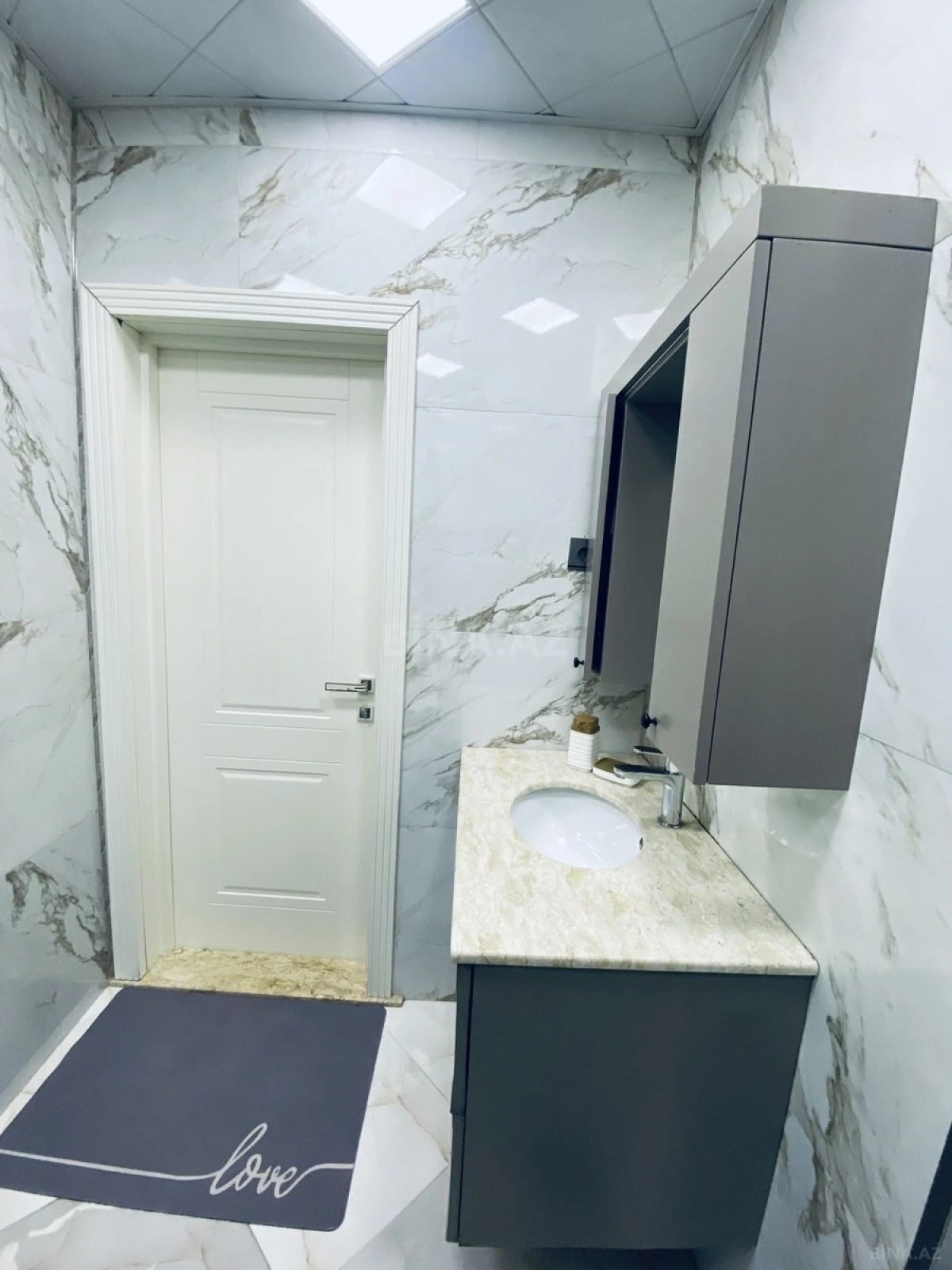 Satılır 3 otaqlı mənzil 73 m²