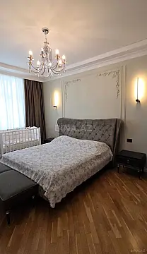 Satılır 3 otaqlı mənzil 140 m²