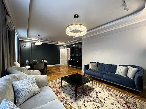 Satılır 3 otaqlı mənzil 140 m²