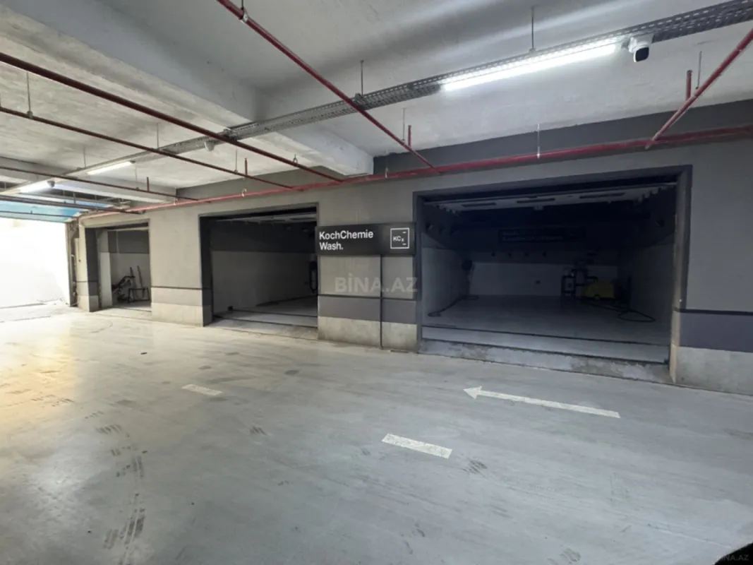 Kirayə verilir obyekt 390 m²