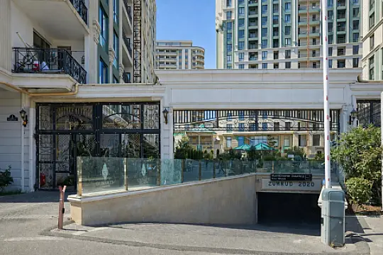 Kirayə verilir obyekt 390 m²