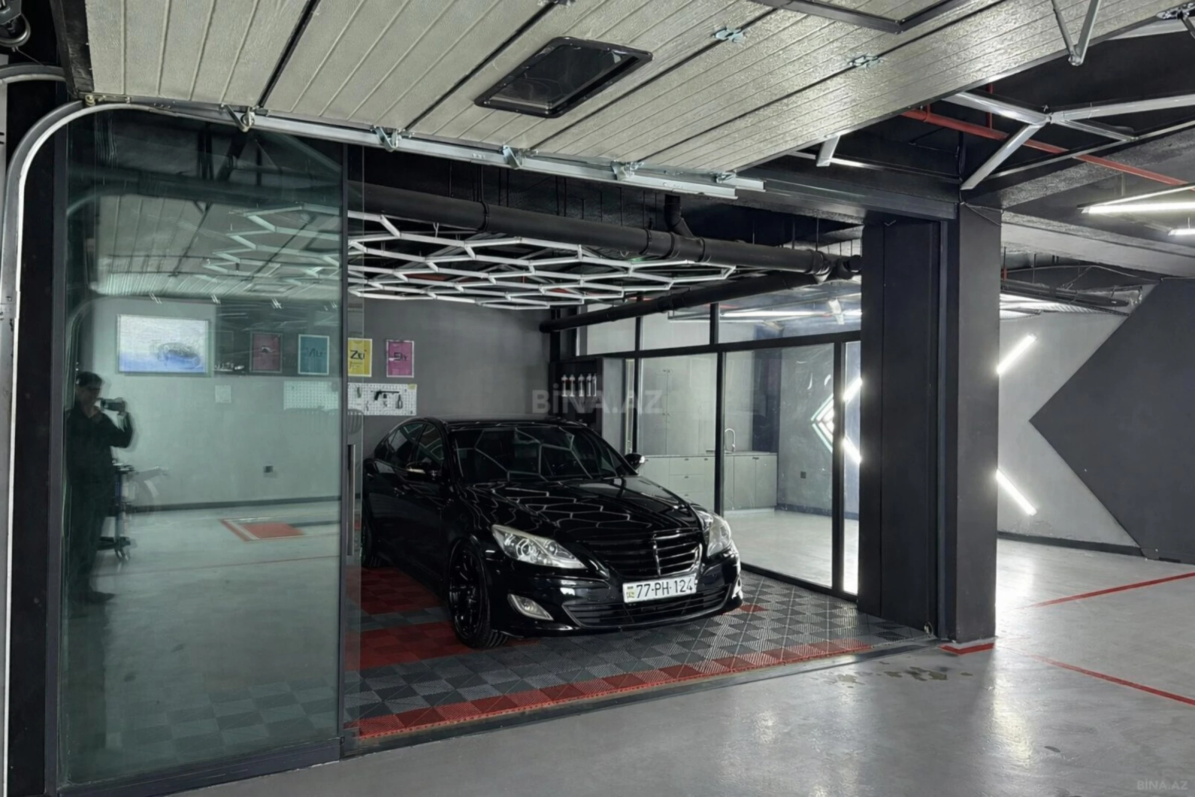 Kirayə verilir obyekt 390 m²