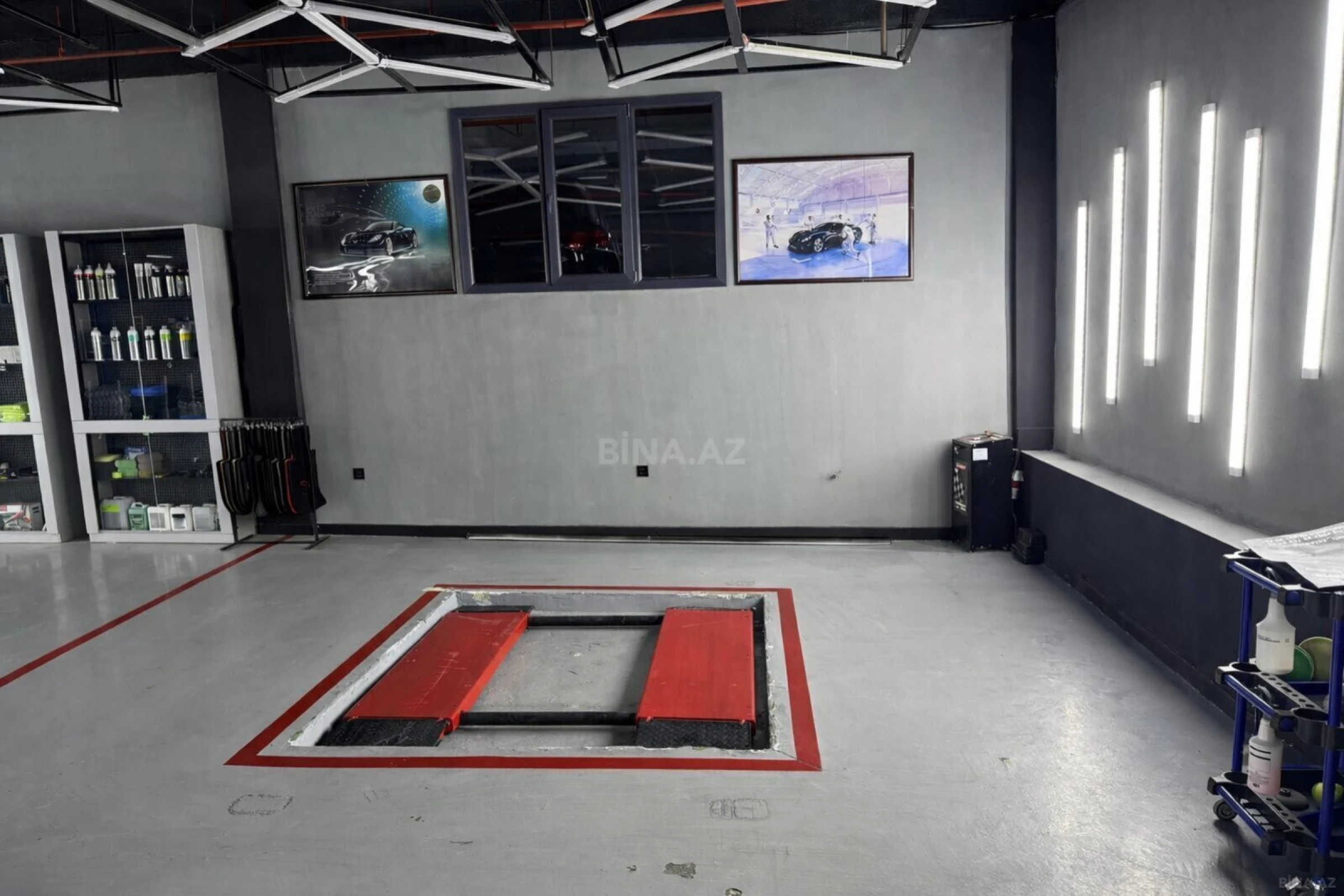 Kirayə verilir obyekt 390 m²