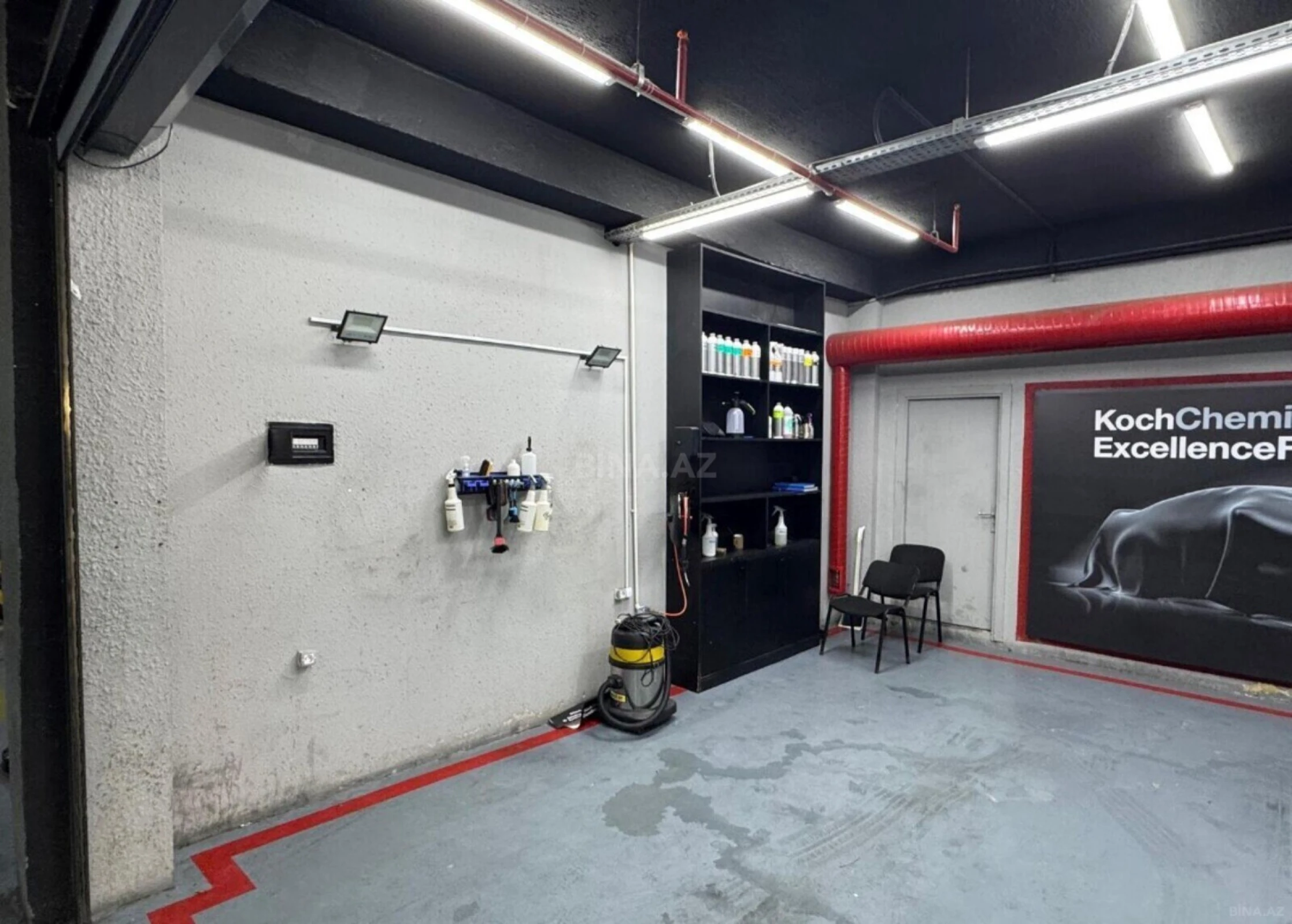 Kirayə verilir obyekt 390 m²