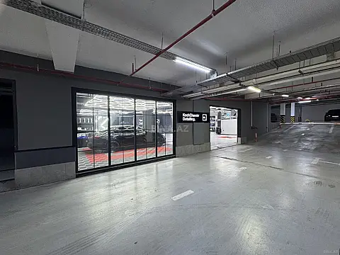 Kirayə verilir obyekt 390 m² — Bakı, 5-ci mikrorayon 390.00 m²