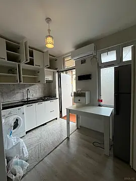 Kirayə verilir 2 otaqlı mənzil 30 m²