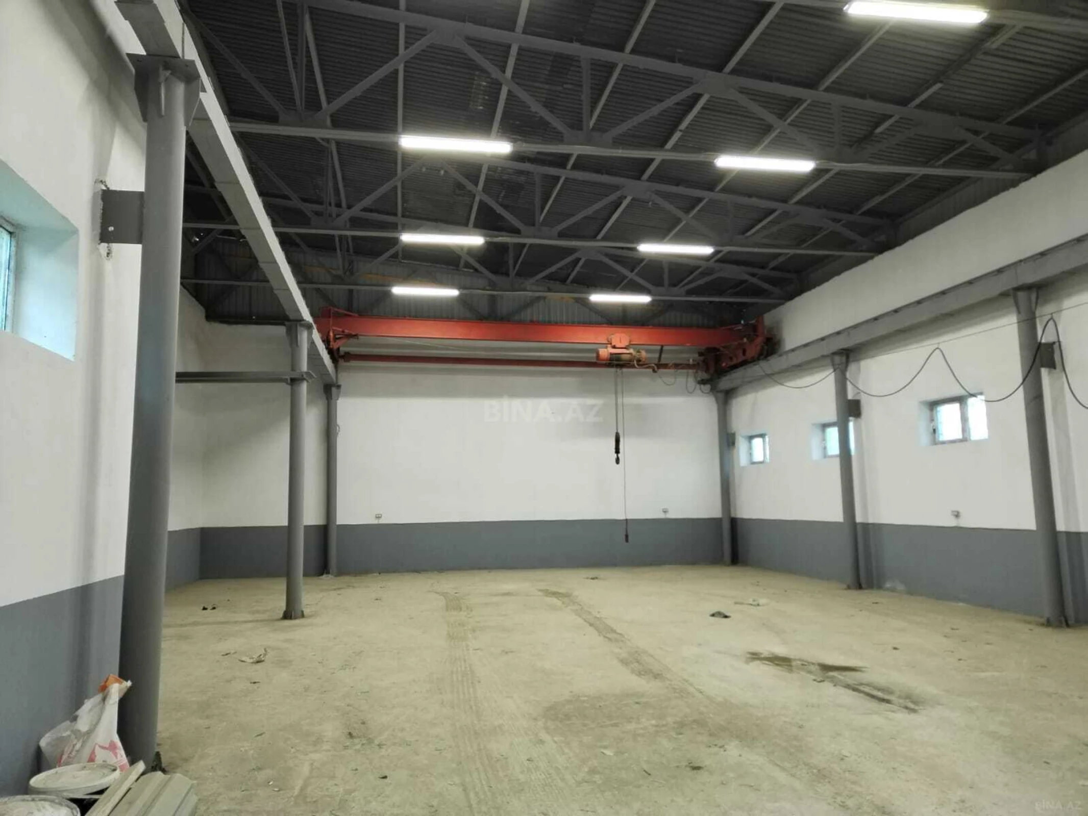 Kirayə verilir obyekt 200 m²