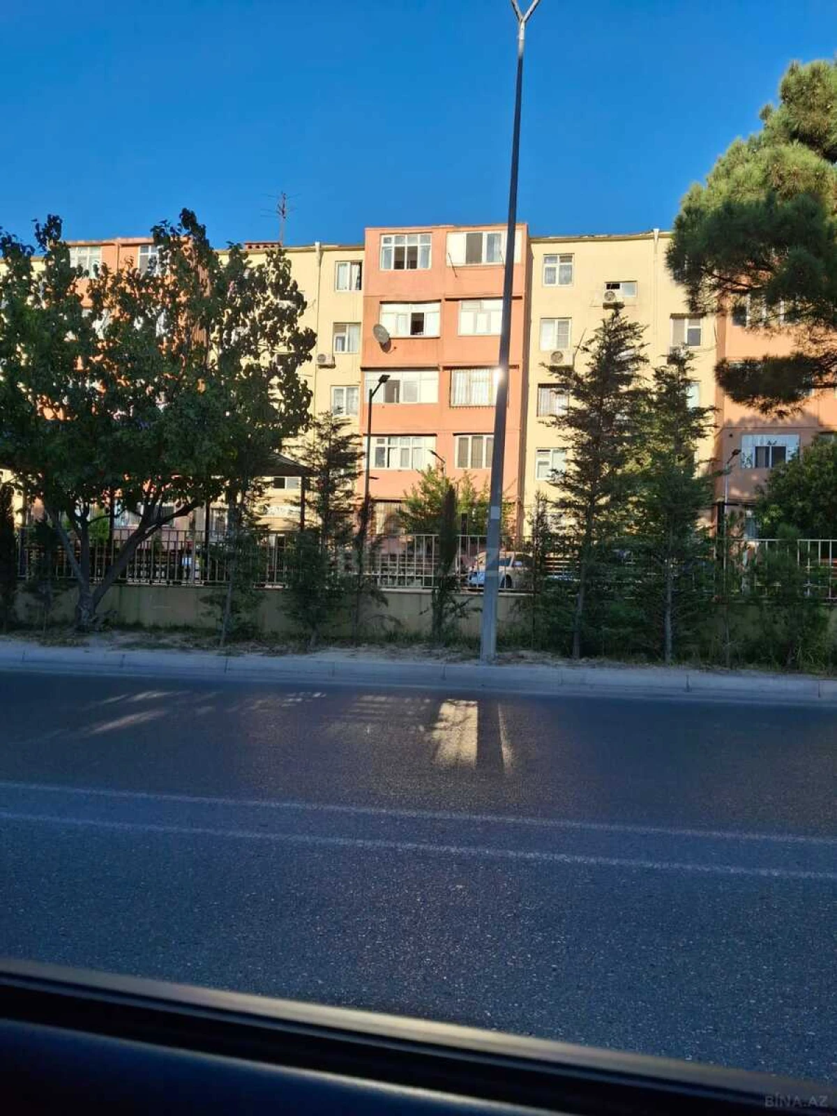 Satılır 2 otaqlı mənzil 60 m²