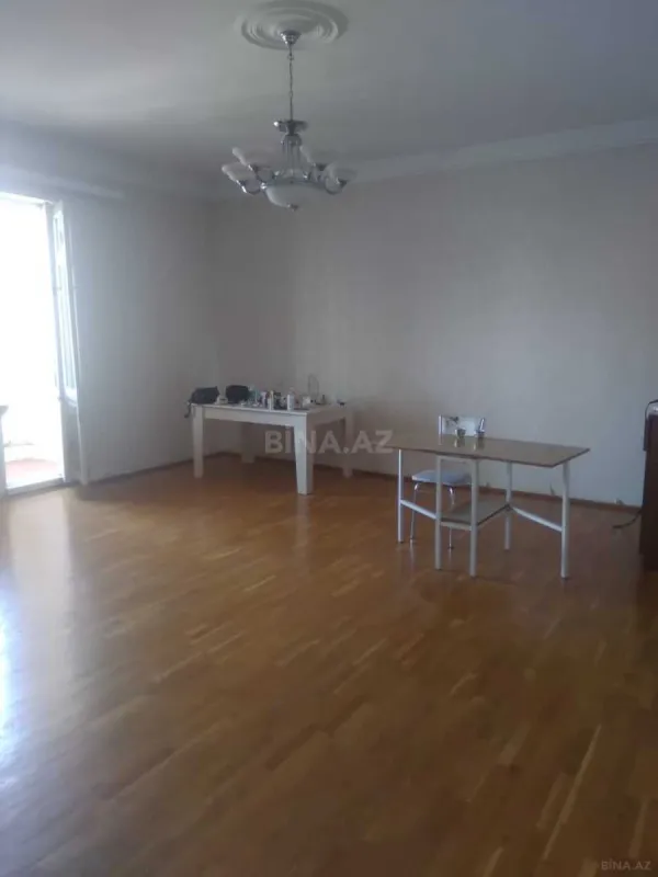 Satılır 3 otaqlı mənzil 100 m²